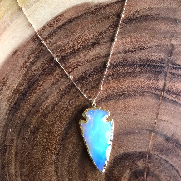 NWT Opalite Arrowhead Amulet Necklace Rare - Picture 3 of 9
